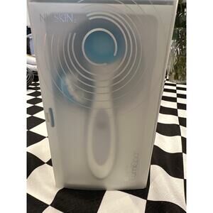 Nu skin Ageloc Lumi spa skin device open box authentic